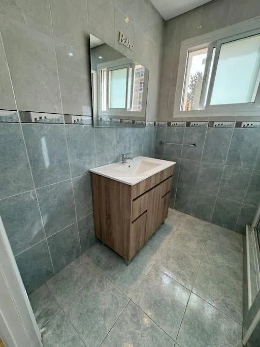 דירות בנאלמדנה Emotion Temporary Apartament 0*,