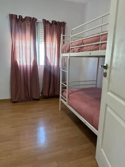 דירות בנאלמדנה Emotion Temporary Apartament