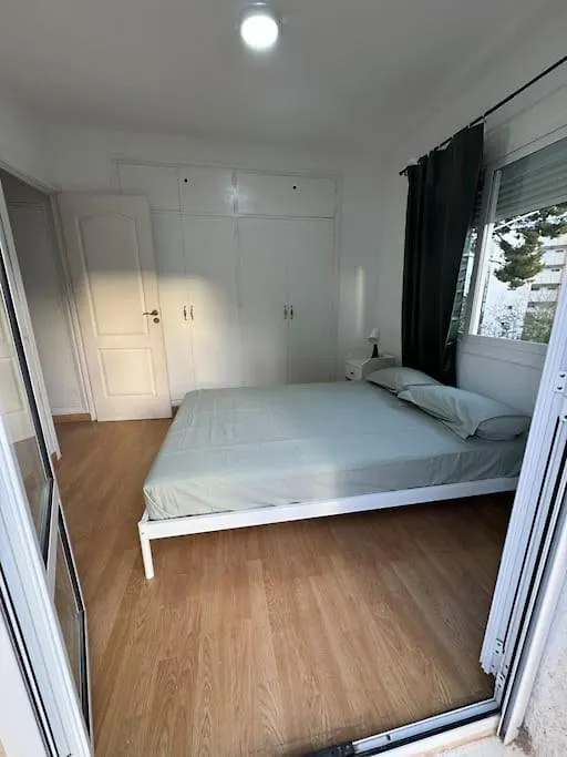 דירות בנאלמדנה Emotion Temporary Apartament 0*,  ספרד