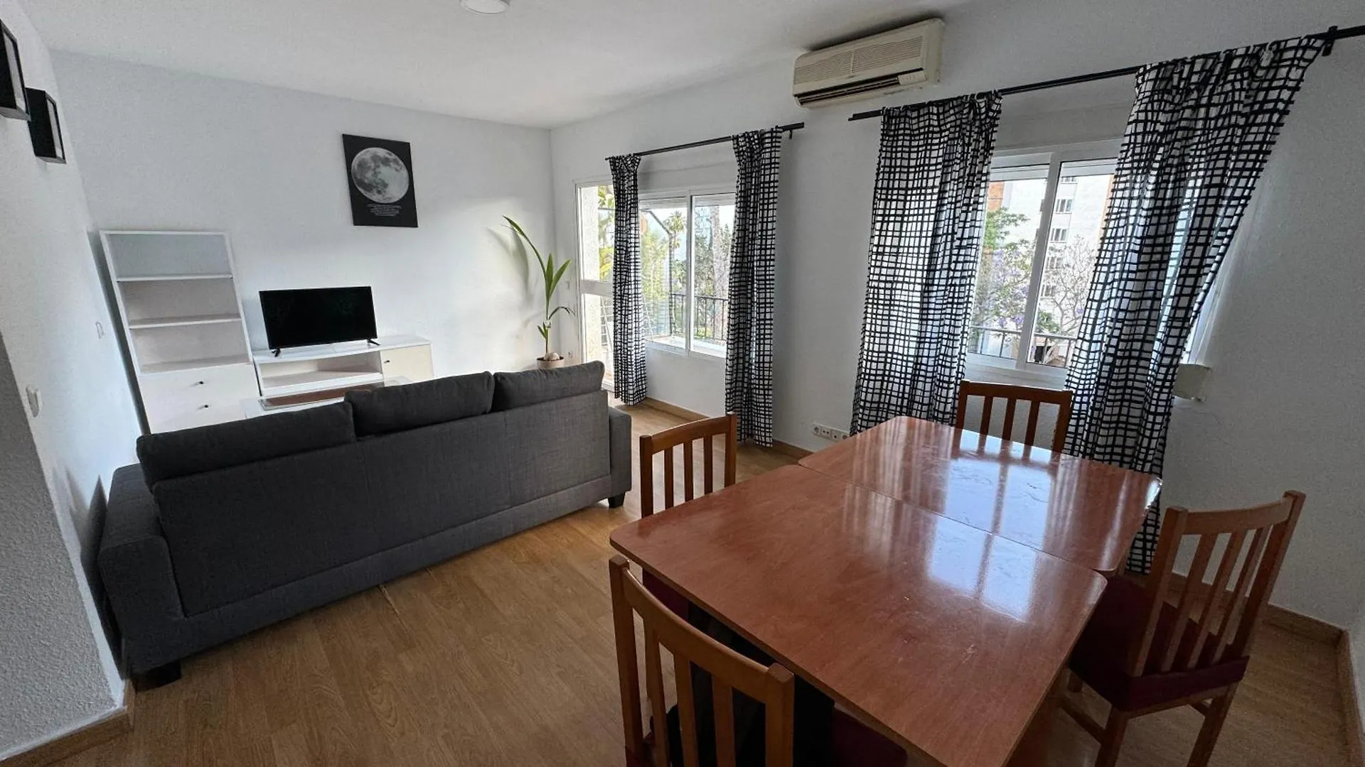 Emotion Temporary Apartament Apartment Benalmadena Spain